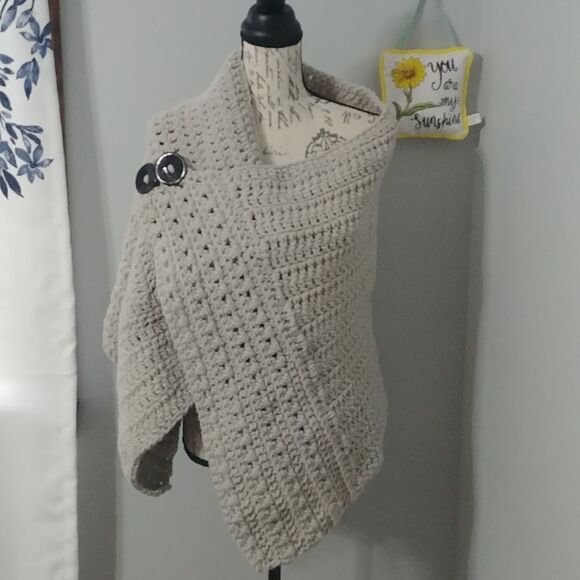 Handmade Crocheted Heavyweight Left Handed Light Grey Shawl/Poncho - Picture 1 of 6